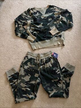 Champion Mens Camo Sweat Set - Olive & Black size medium